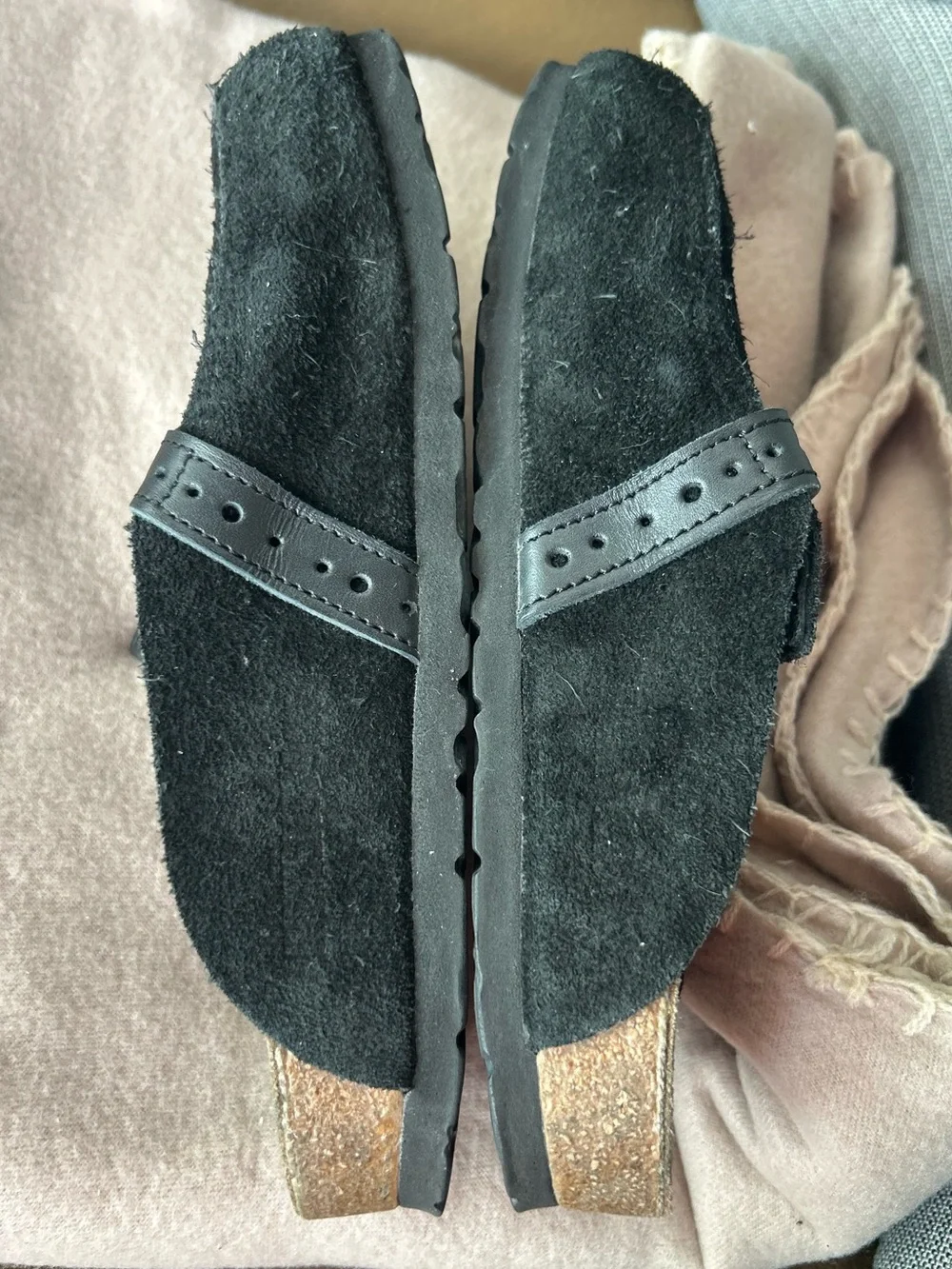 Birkenstock Kids Black Suede Clogs with Buckle Strap size 4(35) narrow fit